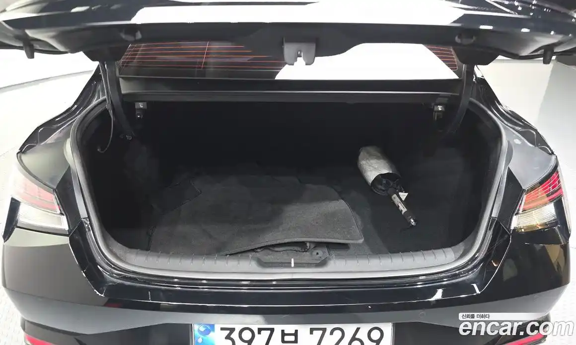 Hyundai Avante 2021 1.6 Автомат в Москве № 797185, фото 20