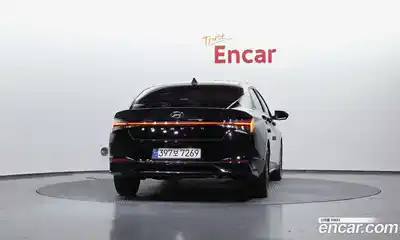 Hyundai Avante 2021 1.6 Автомат в Москве № 797185, миниатюра 4