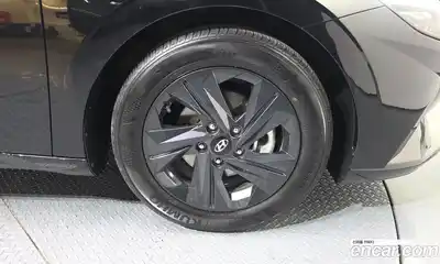 Hyundai Avante 2021 1.6 Автомат в Москве № 797185, миниатюра 5