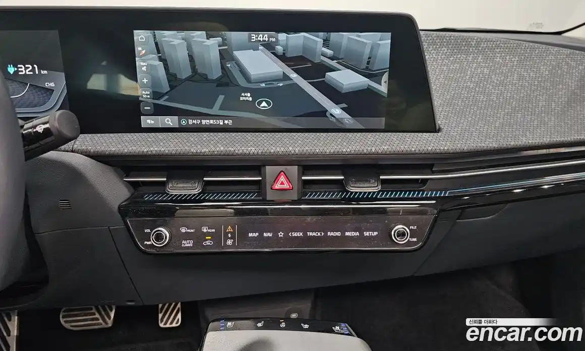 Kia EV6 2023 0.1 Автомат в Москве № 798030, фото 14