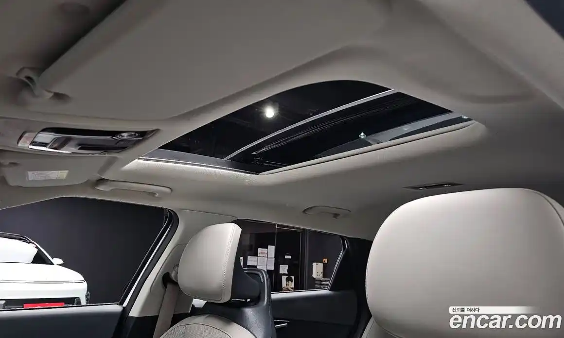 Kia EV6 2023 0.1 Автомат в Москве № 798030, фото 16