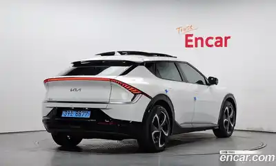 Kia EV6 2023 0.1 Автомат в Москве № 798030, миниатюра 2
