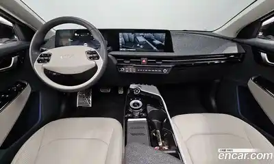 Kia EV6 2023 0.1 Автомат в Москве № 798030, миниатюра 7