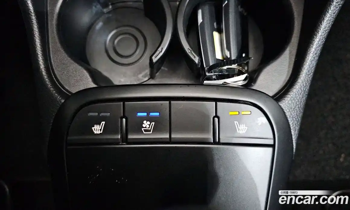 Kia Morning 2023 1.0 Автомат в Москве № 798422, фото 18