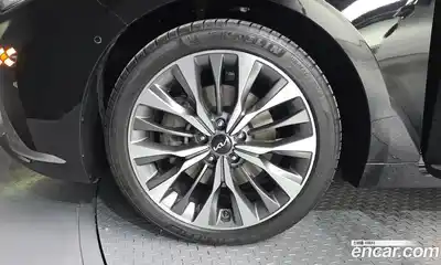 Kia K8 2023 2.5 Автомат в Москве № 798436, миниатюра 5