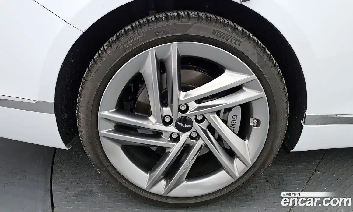 Genesis G80 2024 2.5 Автомат в Москве № 798642, фото 4