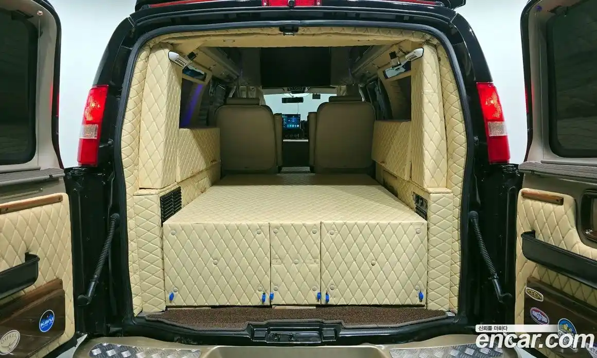 Chevrolet Express Van 2011 5.3 Автомат в Москве № 798723, фото 20