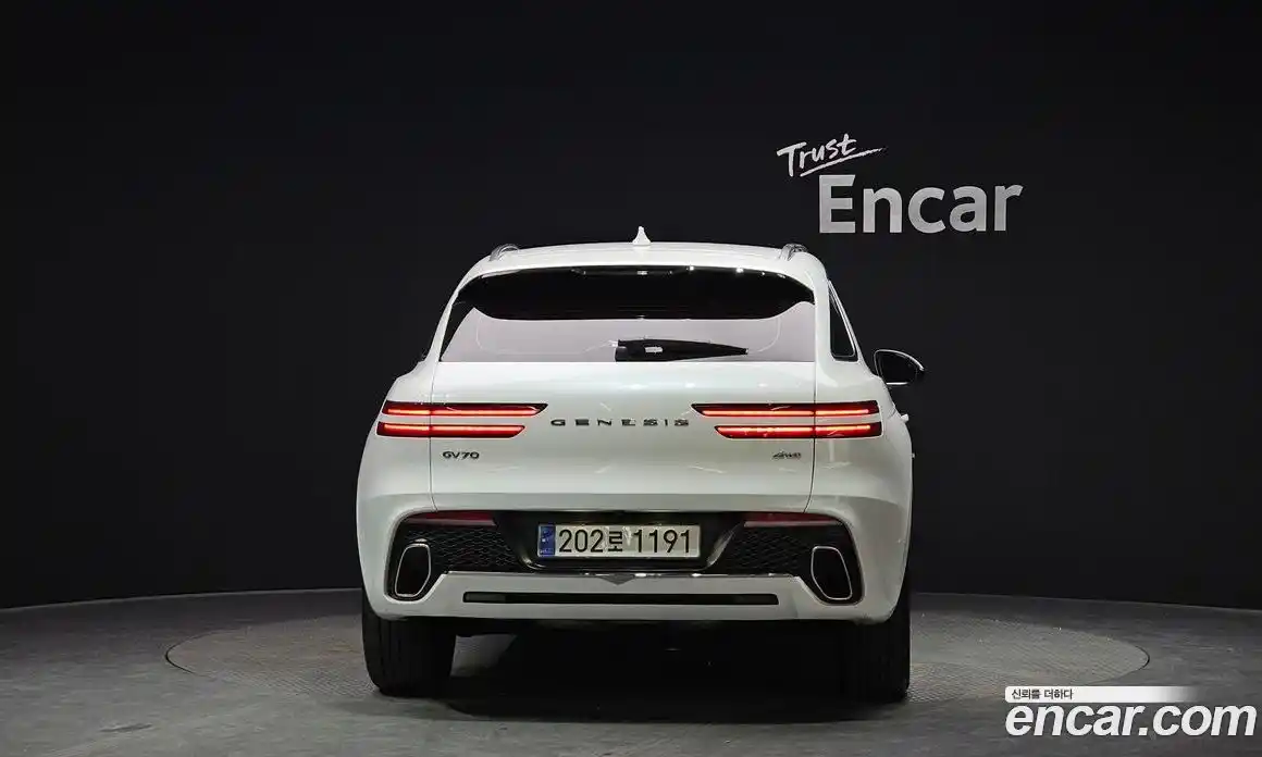 Genesis GV70 2024 2.5 Автомат в Москве № 798730, фото 4