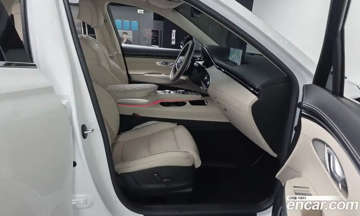 Genesis GV70 2024 2.5 Автомат в Москве № 798737, фото 11