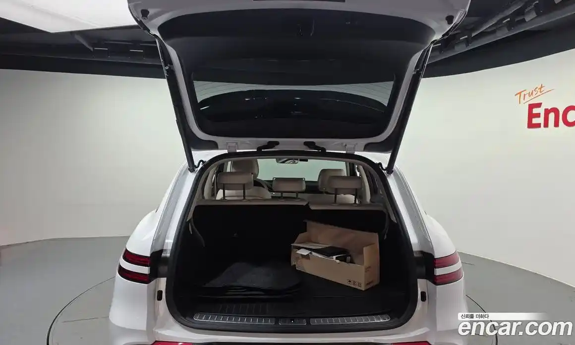 Genesis GV70 2024 2.5 Автомат в Москве № 798737, фото 20