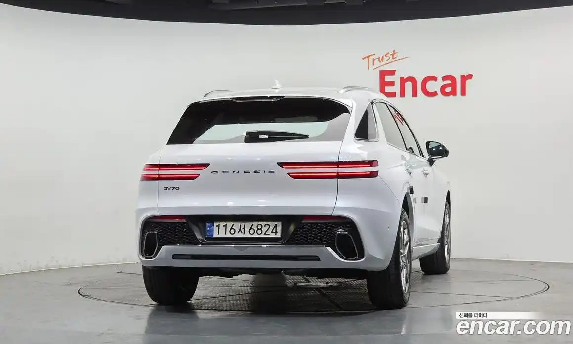 Genesis GV70 2024 2.5 Автомат в Москве № 798737, фото 4