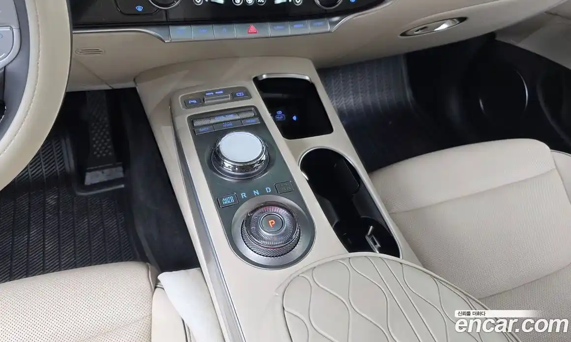 Genesis GV70 2024 2.5 Автомат в Москве № 798737, фото 9