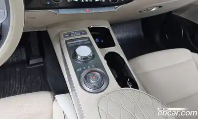 Genesis GV70 2024 2.5 Автомат в Москве № 798737, миниатюра 9