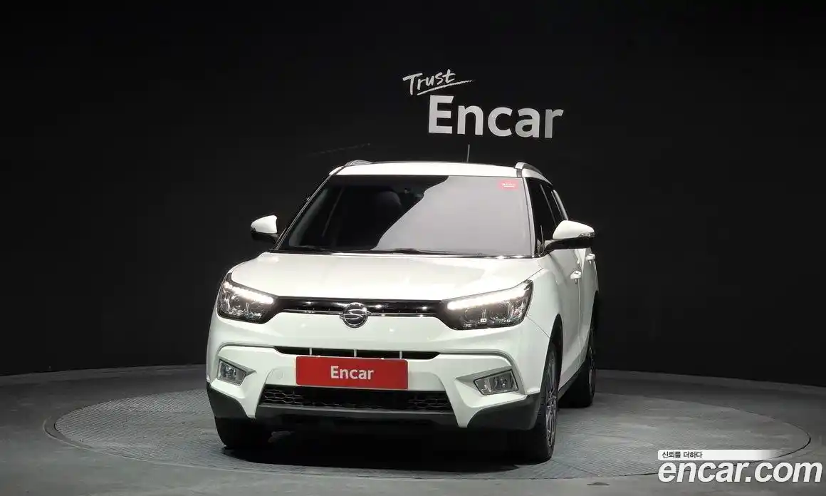 SsangYong TIBOLI 2015 1.6 Автомат в Москве № 799136, фото 3