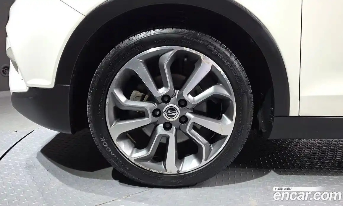 SsangYong TIBOLI 2015 1.6 Автомат в Москве № 799136, фото 5