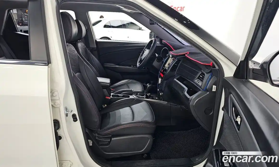 SsangYong TIBOLI 2017 1.6 Автомат в Москве № 799244, фото 11