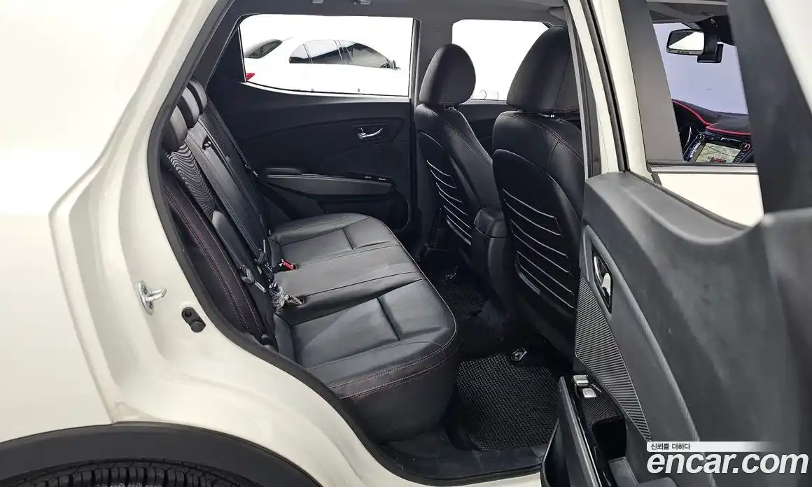 SsangYong TIBOLI 2017 1.6 Автомат в Москве № 799244, фото 12