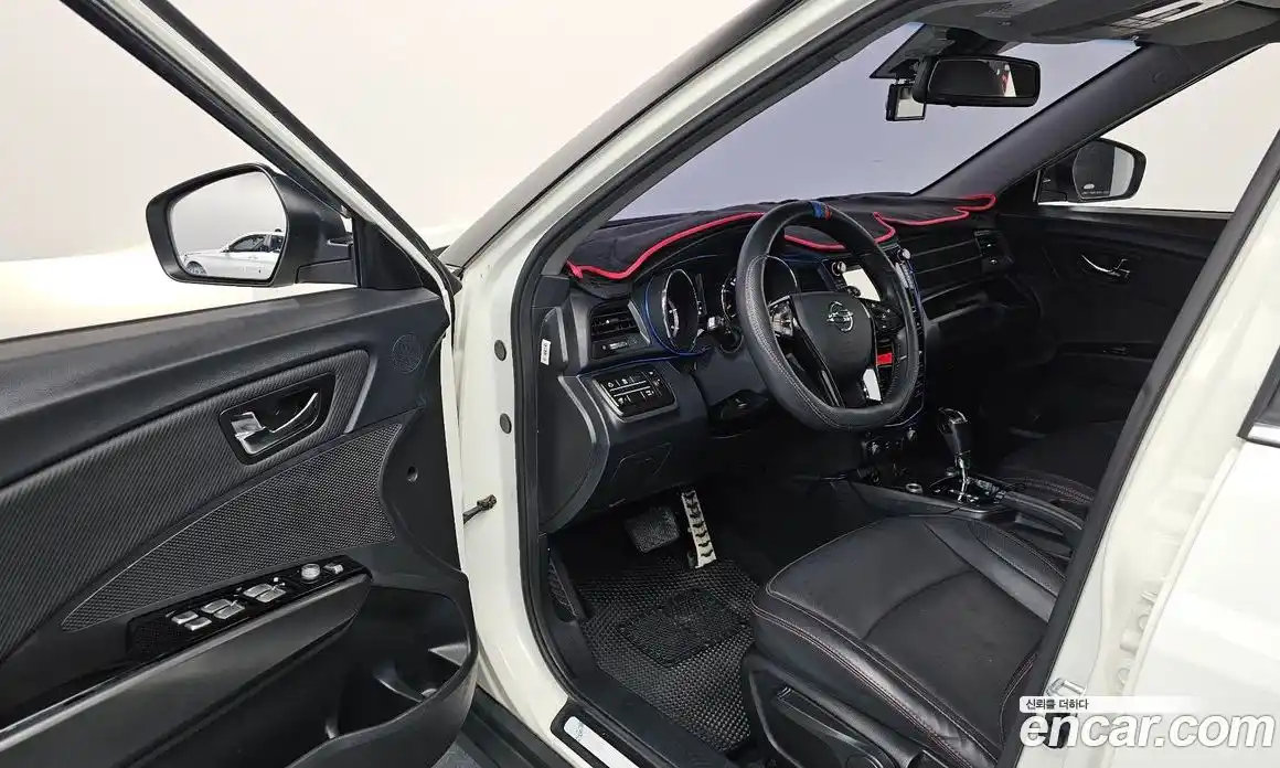 SsangYong TIBOLI 2017 1.6 Автомат в Москве № 799244, фото 10