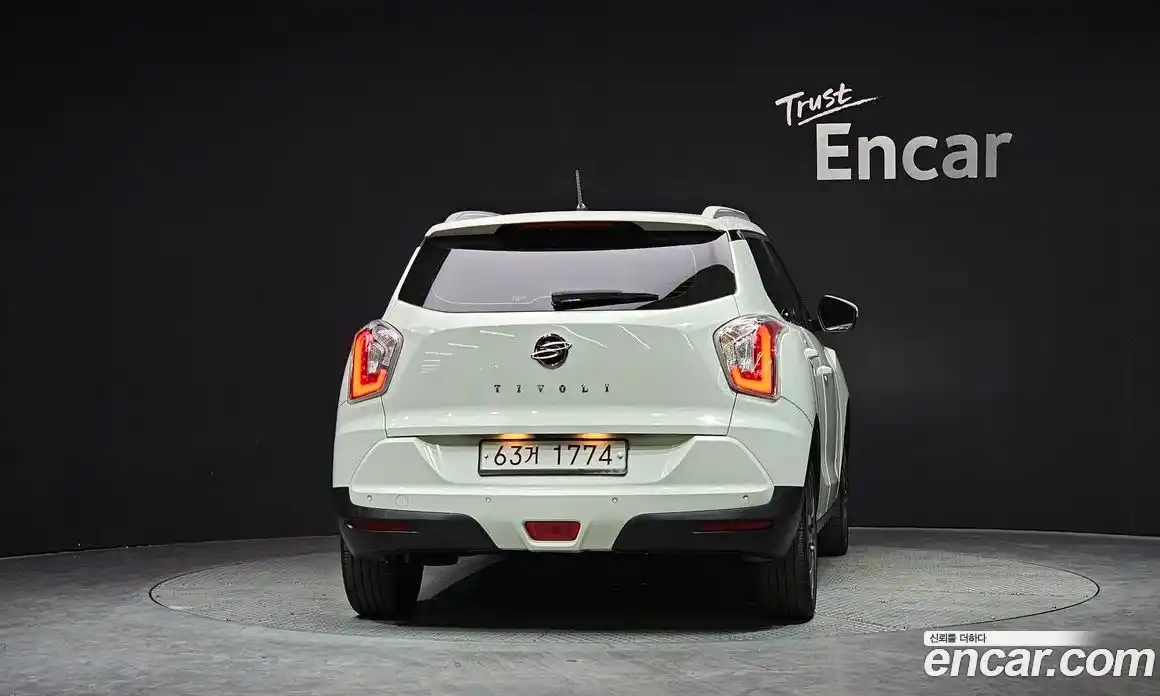 SsangYong TIBOLI 2015 1.6 Автомат в Москве № 799363, фото 4