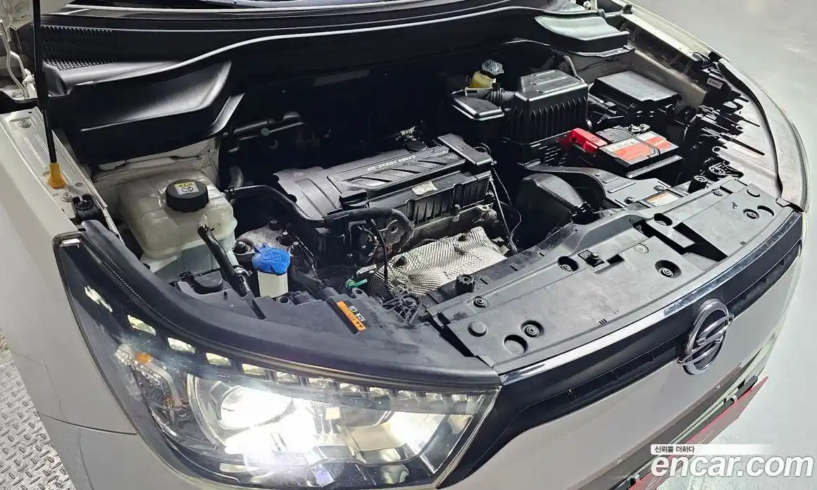 SsangYong TIBOLI 2015 1.6 Автомат в Москве № 799363, фото 6