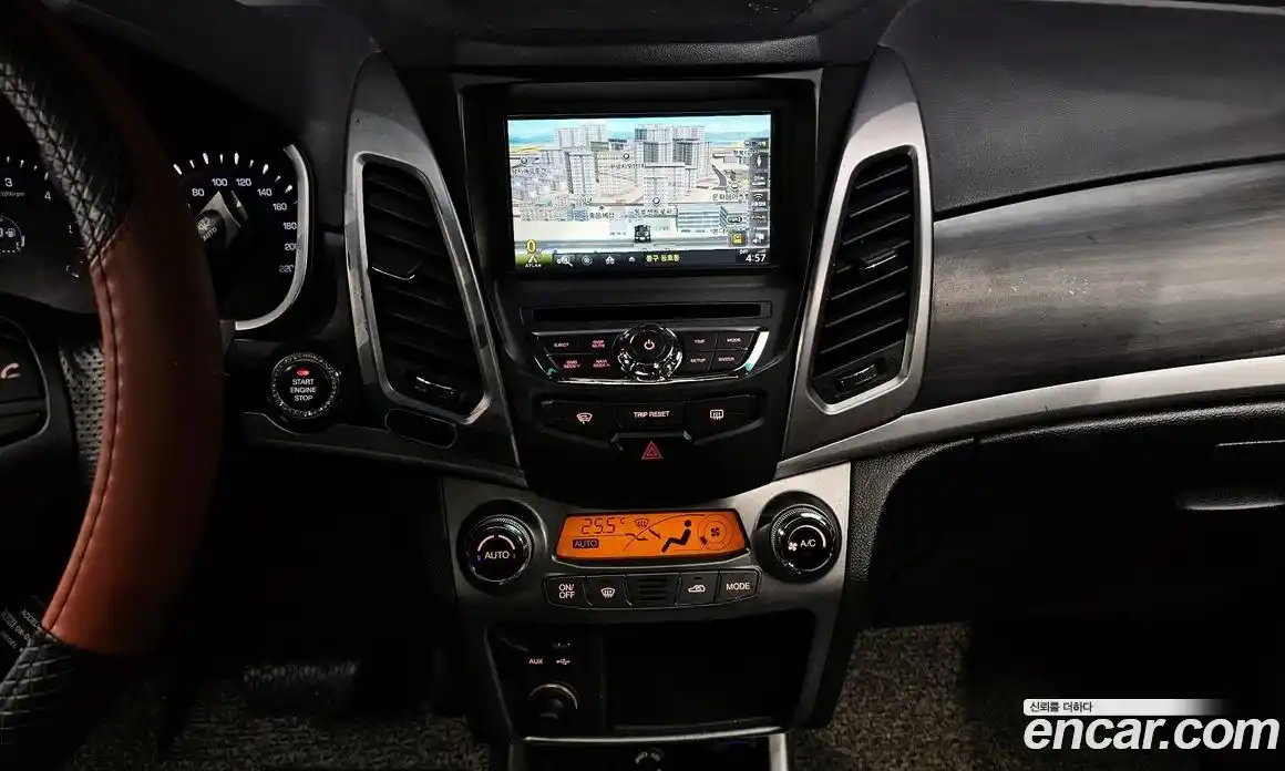 SsangYong Korando 2014 2.0 гидро в Москве № 799410, фото 15