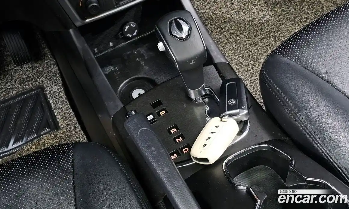 SsangYong Korando 2014 2.0 гидро в Москве № 799410, фото 9