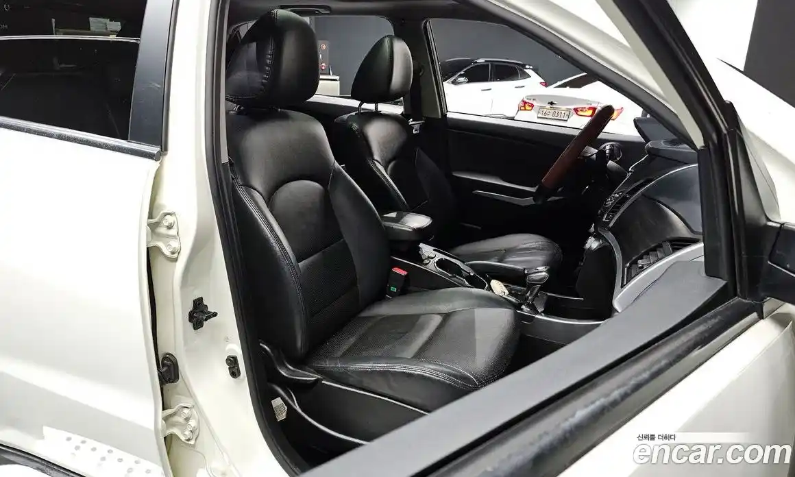 SsangYong Korando 2014 2.0 гидро в Москве № 799410, фото 10
