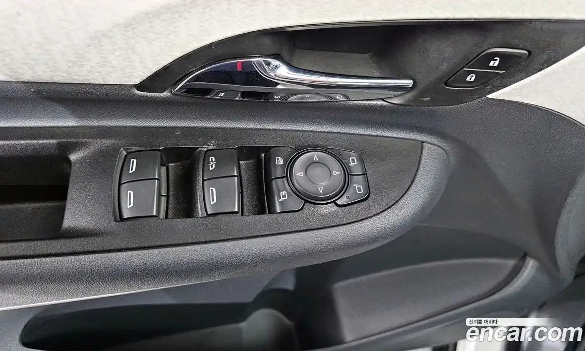 Chevrolet Bolt EV 2019 0.2 Автомат в Москве № 799599, фото 14