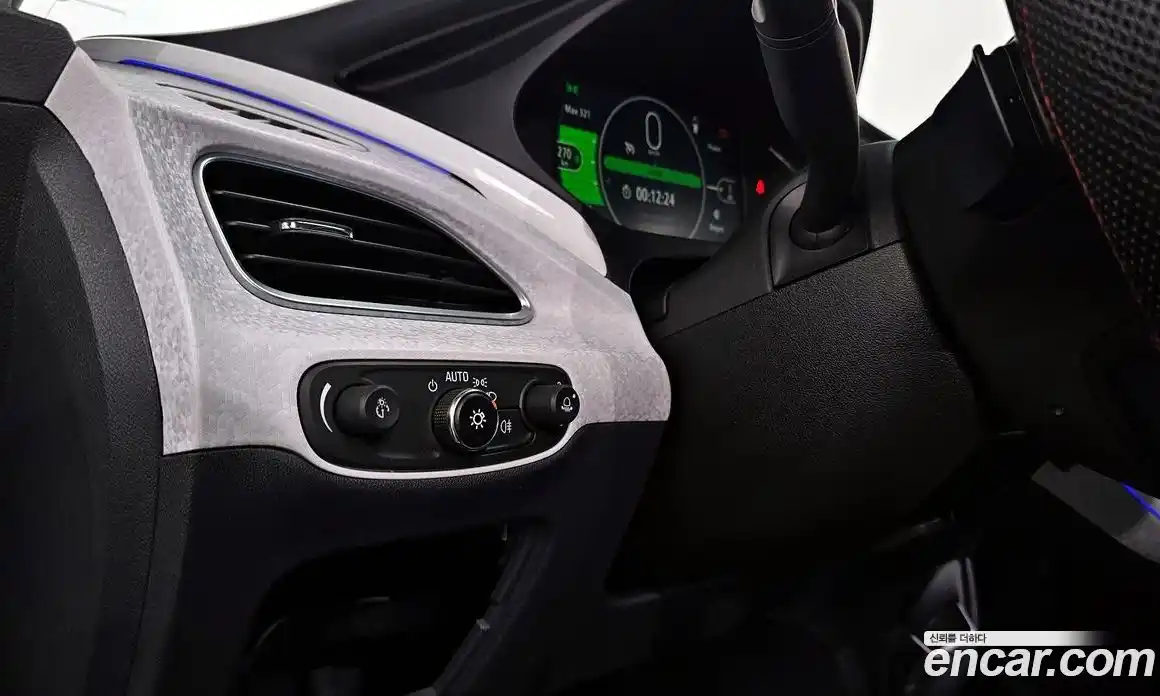 Chevrolet Bolt EV 2019 0.2 Автомат в Москве № 799599, фото 15