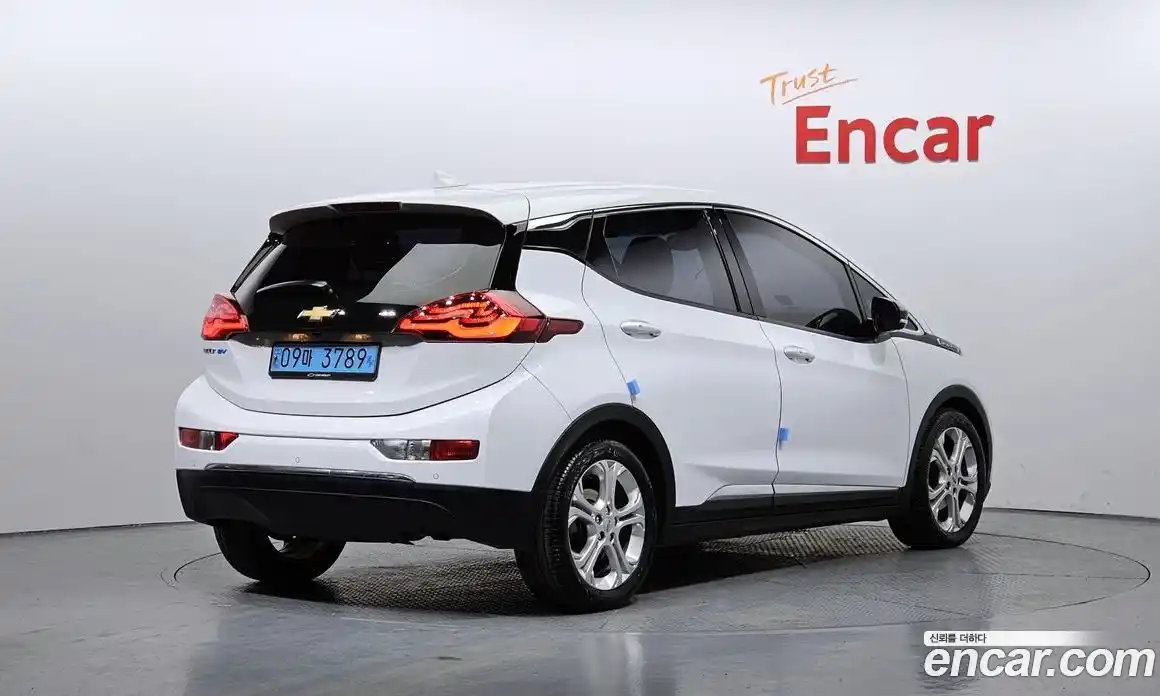 Chevrolet Bolt EV 2019 0.2 Автомат в Москве № 799599, фото 2