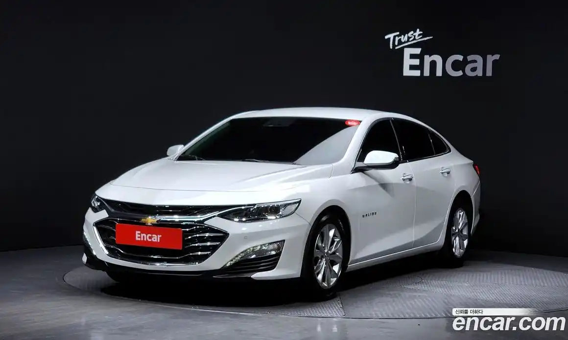 Chevrolet Malibu 2020 1.3 Автомат в Москве № 799671, фото 1
