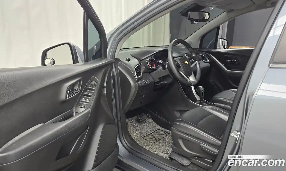 Chevrolet Trax 2018 1.4 гидро в Москве № 799681, фото 10