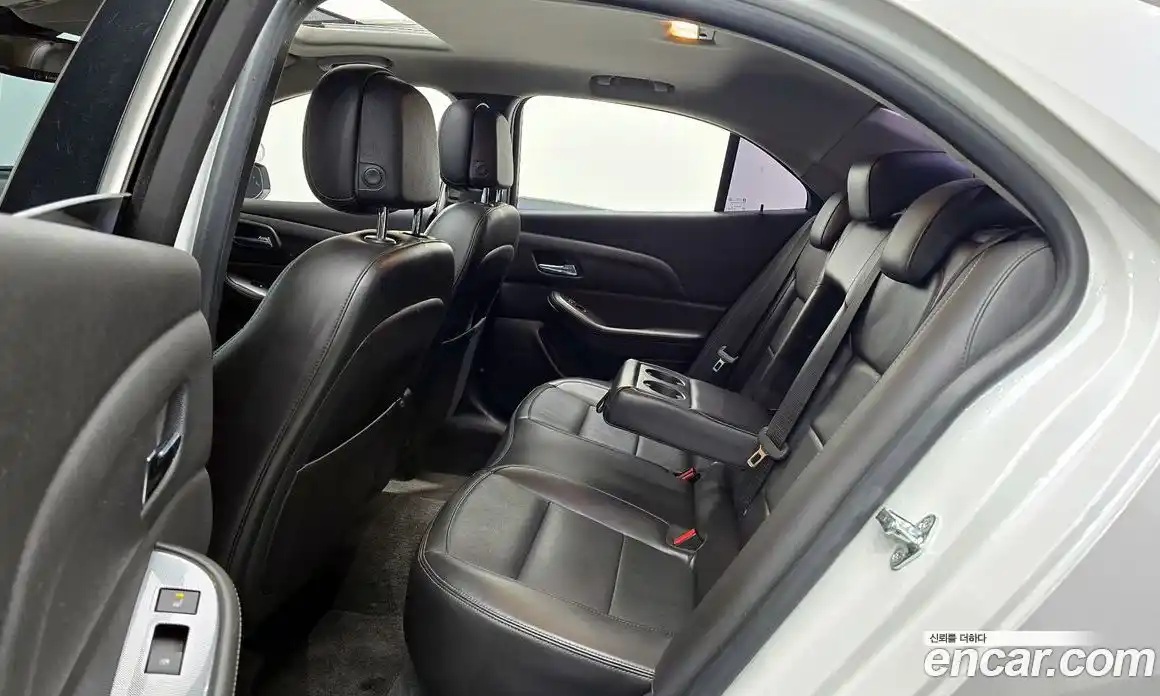 Chevrolet Malibu 2015 2.0 Автомат в Москве № 799682, фото 12