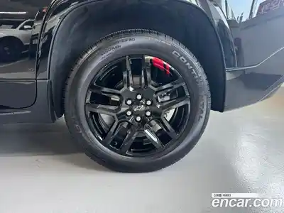 Chevrolet Traverse 2023 3.6 Автомат в Москве № 799914, миниатюра 3