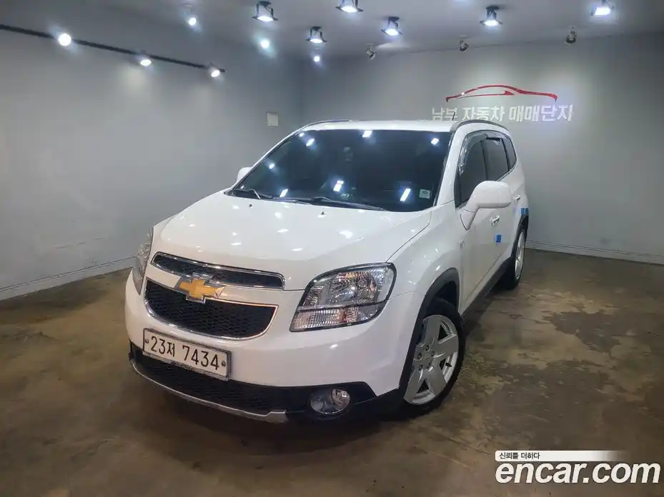 Chevrolet Orlando 2011 2.0 Автомат в Москве № 800048, фото 2