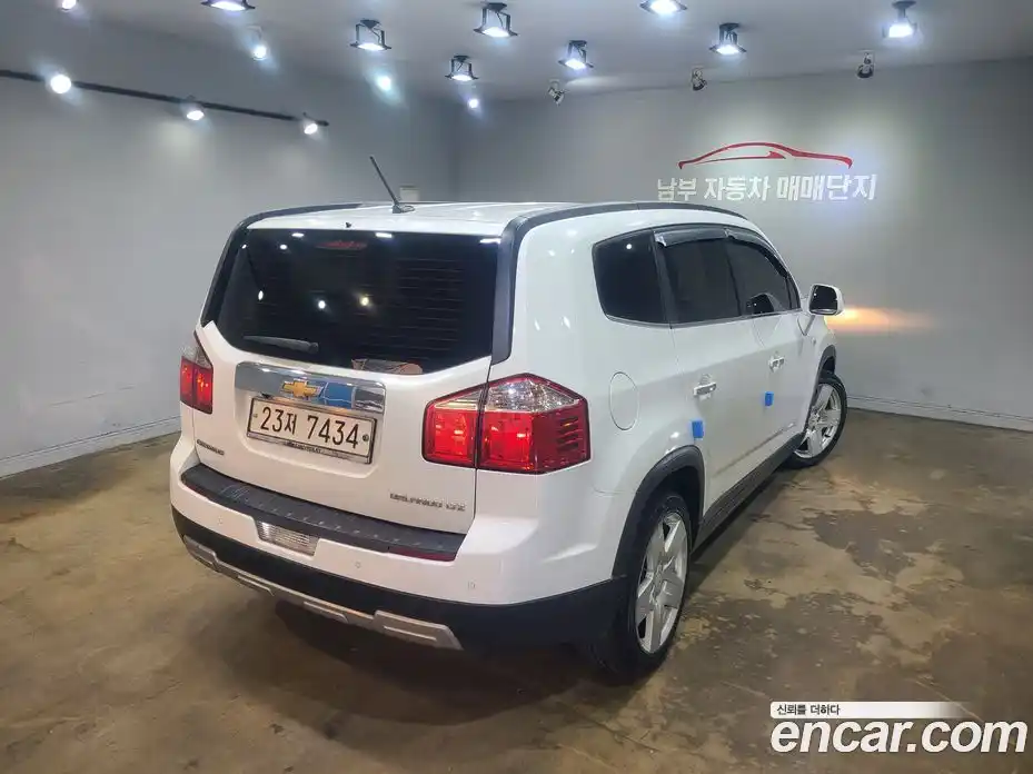 Chevrolet Orlando 2011 2.0 Автомат в Москве № 800048, фото 5
