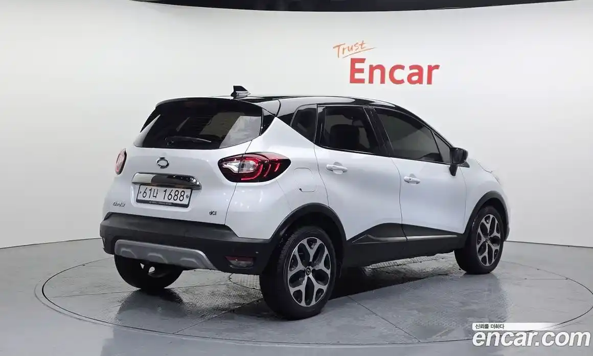 Renault QM3 2018 1.5 Автомат в Москве № 800076, фото 2