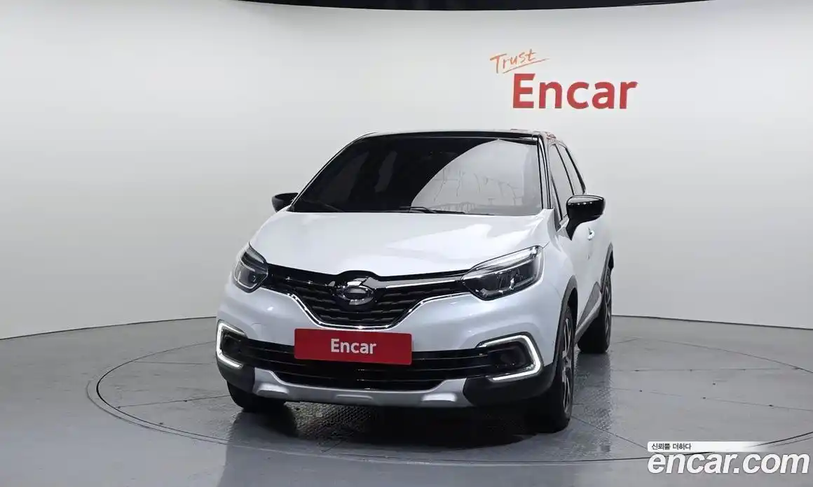 Renault QM3 2018 1.5 Автомат в Москве № 800076, фото 3