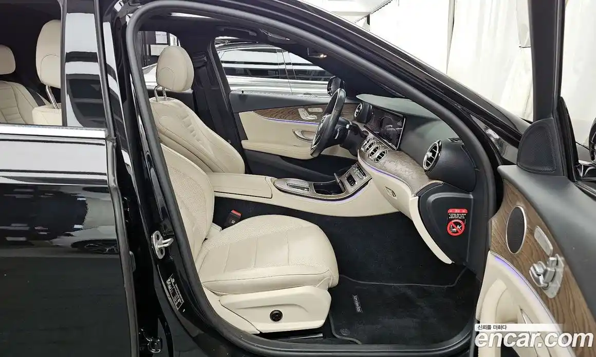 Mercedes-Benz E-Class 2023 2.0 Автомат в Москве № 800916, фото 11