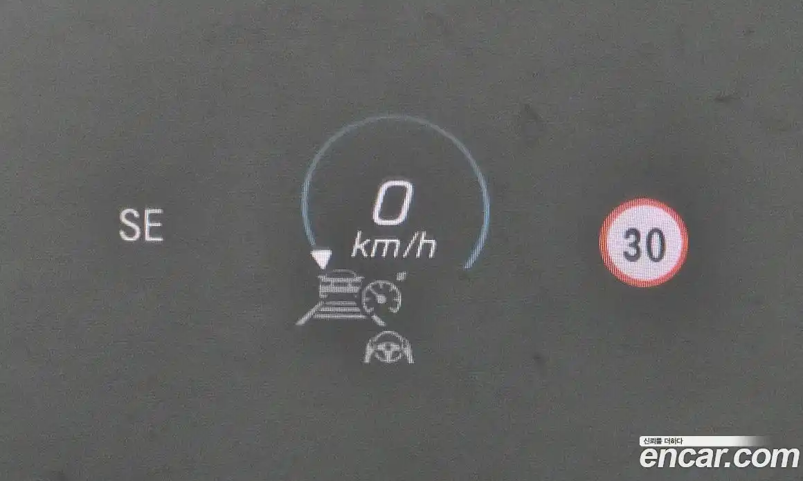 Mercedes-Benz E-Class 2023 2.0 Автомат в Москве № 800916, фото 17