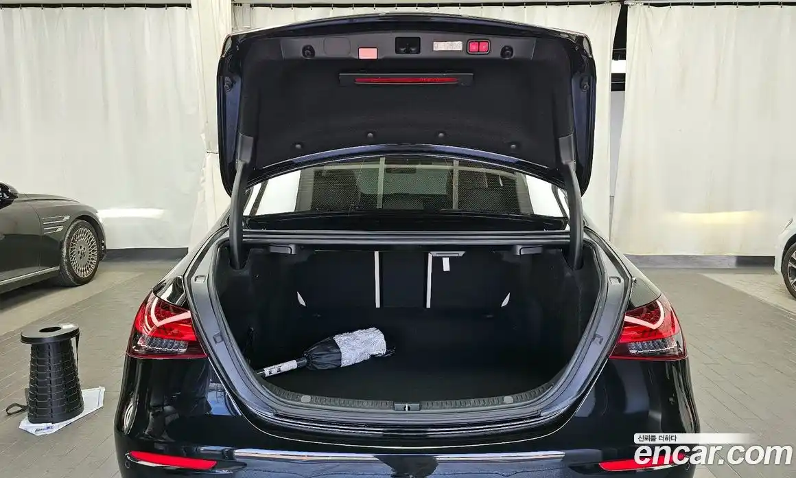 Mercedes-Benz E-Class 2023 2.0 Автомат в Москве № 800916, фото 20