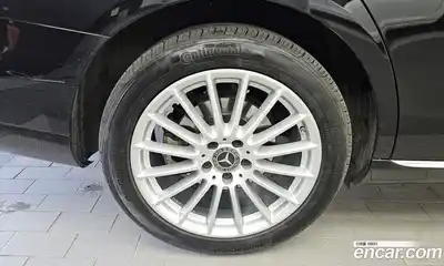 Mercedes-Benz E-Class 2023 2.0 Автомат в Москве № 800916, миниатюра 5