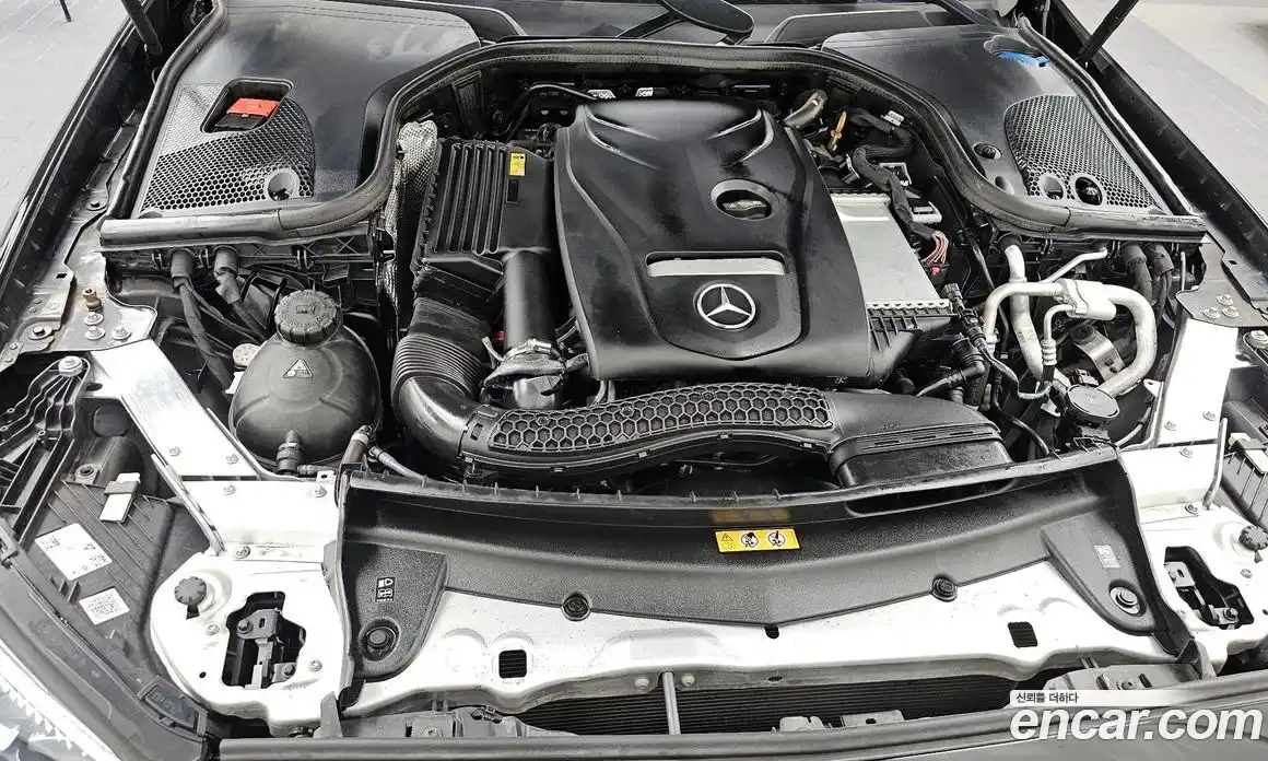Mercedes-Benz E-Class 2023 2.0 Автомат в Москве № 800916, фото 6