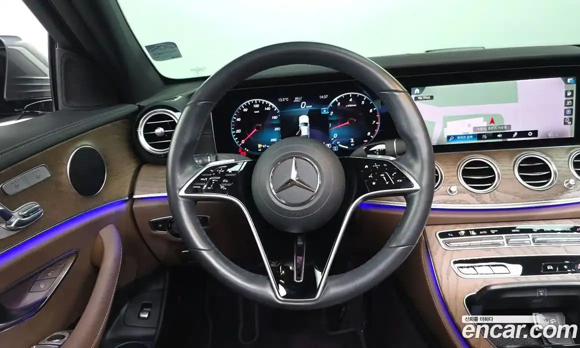 Mercedes-Benz E-Class 2021 2.0 Автомат в Москве № 800925, фото 13