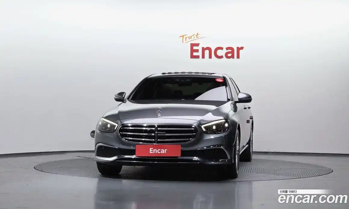 Mercedes-Benz E-Class 2021 2.0 Автомат в Москве № 800925, фото 3