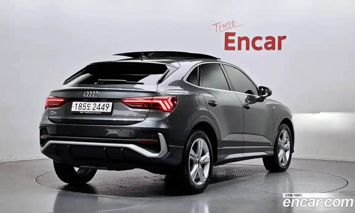 Audi Q3 2022 2.0 Автомат в Москве № 801421, фото 2