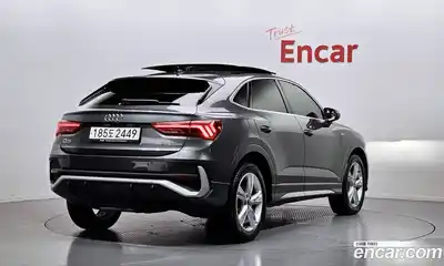 Audi Q3 2022 2.0 Автомат в Москве № 801421, миниатюра 2