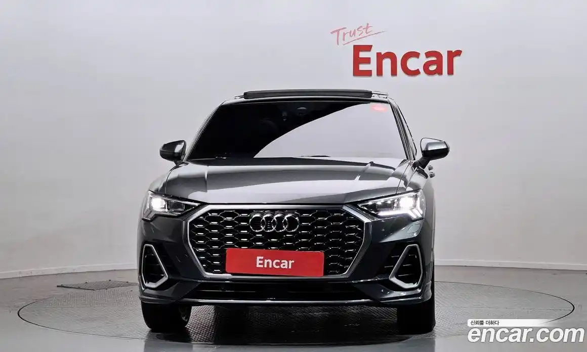 Audi Q3 2022 2.0 Автомат в Москве № 801421, фото 3