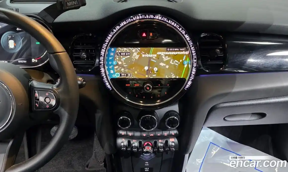 Mini Cooper 2021 2.0 Автомат в Москве № 802273, фото 13