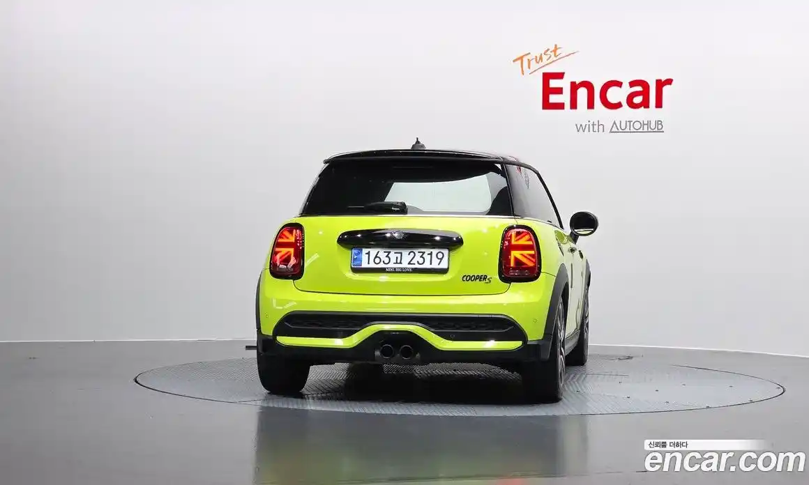 Mini Cooper 2024 2.0 Автомат в Москве № 802291, фото 4